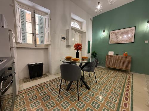 Entire Apartment in Cospicua with a Cellar! 3