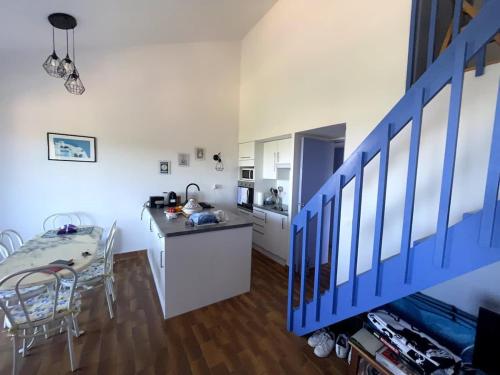 Duplex 2 chambres, vue mer & balcon - 6 couchages in พอร์ติคคิโอ