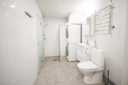 New And Stylish Apartment By The Sea In Jatkasaari, Parking And Balcony, Helsinki (foto 3)