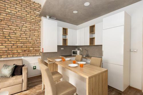 Three-Bedroom Apartment image 2