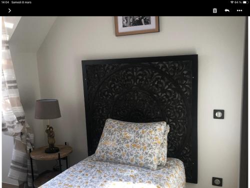 1 queen bed, 2 twin beds