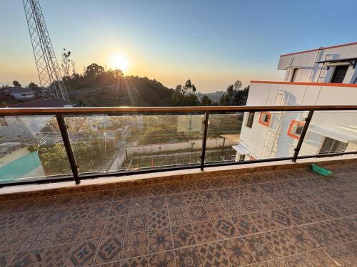 Erkély/terasz, VGR-HOMESTAY in Munnar
