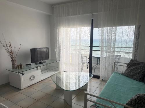 Superior One-Bedroom Apartment with Sea View image 9