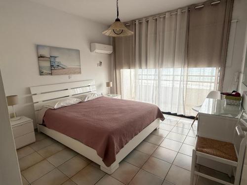 Superior One-Bedroom Apartment with Sea View image 7