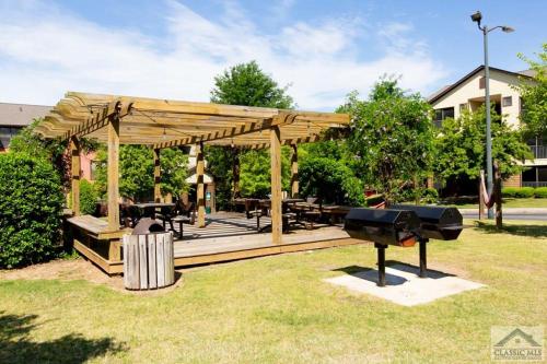 Athens in Style! Athens in Style!