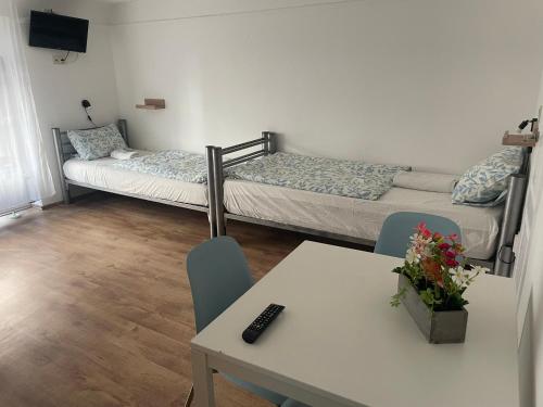 Center Hostel and Guest House - main image