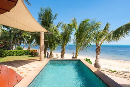 Beachfront Villa, Private Pool, Stunning Bang Por Beach