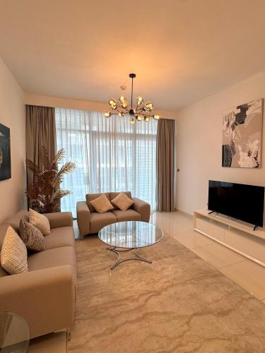 Luxury 2 Bedroom Apartment with Sea Views & Private Beach Access, Дубай (фото 5)