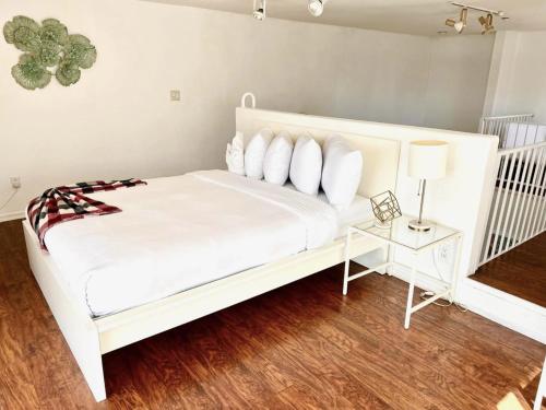 Loft 5 image 7
