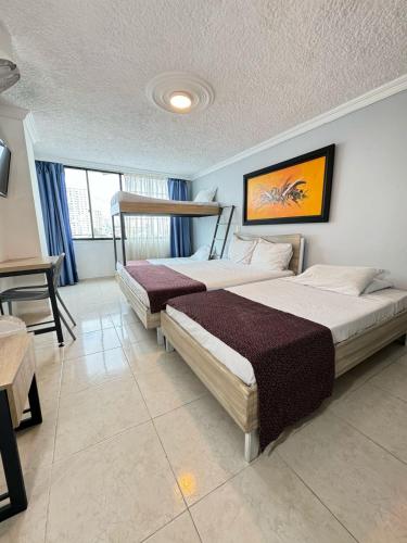 3 double beds, 3 twin beds