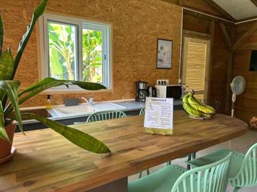 Charmante maison en bois in Capesterre-Belle-Eau