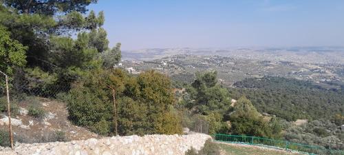 Offgrid Jerash-Ajlune MountainView Studio Shalea شاليه استوديو جبال جرش in Jarash