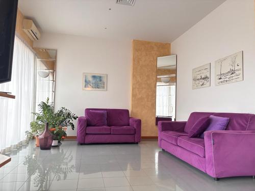 ردهة, Hotel Crocenzi in Cailungo