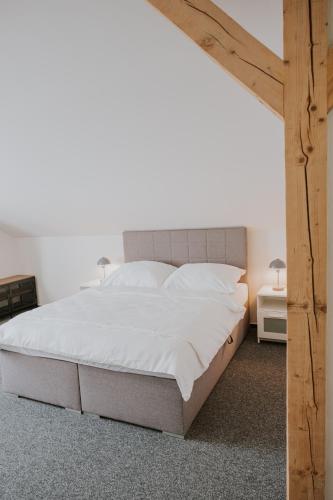 Deluxe Double Room with Extra Bed
