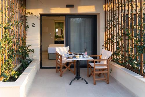 Atman Eco Lodge in Glyki