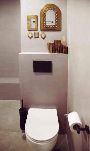 Susanna Apartments - Your Oasis in Athens Ano Petralona, Athen (Foto 9)