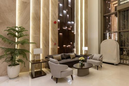 ردهة, فندق ليـــــورا حي الياسمين in الياسمين