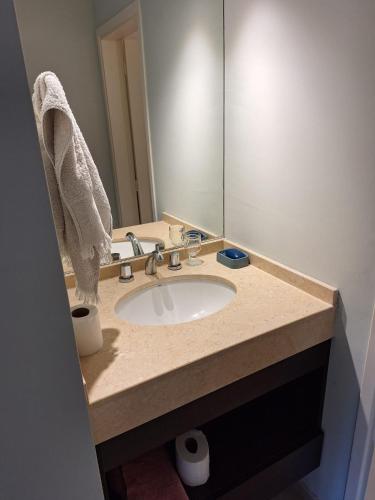 One-Bedroom Apartment image 6