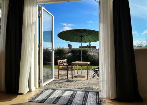 View, Cozy guesthouse with outdoor space in Aabyhoj