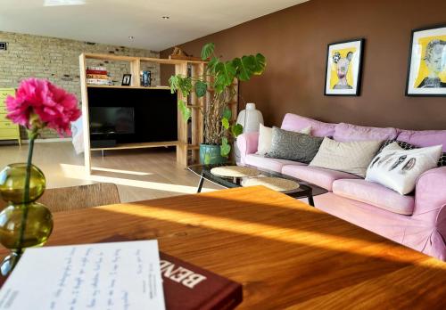 Cozy guesthouse with outdoor space in Aabyhoj