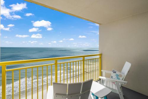 Beautifully Renovated Oceanfront Condo - Amenities in Myrtle Beach, USA