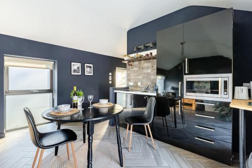 Countryside Bliss Close To Dublin in Woodstock Demesne