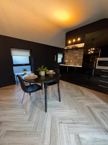 Countryside Bliss Close To Dublin in Woodstock Demesne