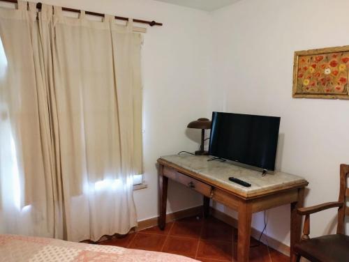 Two-Bedroom House image 3
