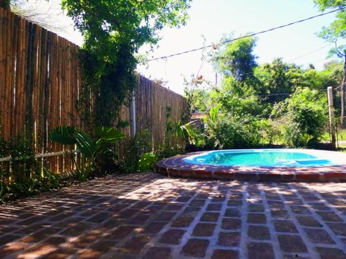Peldbaseins, Cabañas Carayá II (Cabanas Caraya II) in Paso De La Patrija