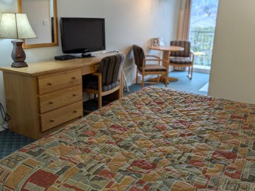 Summerland Motel in Summerland, Canada
