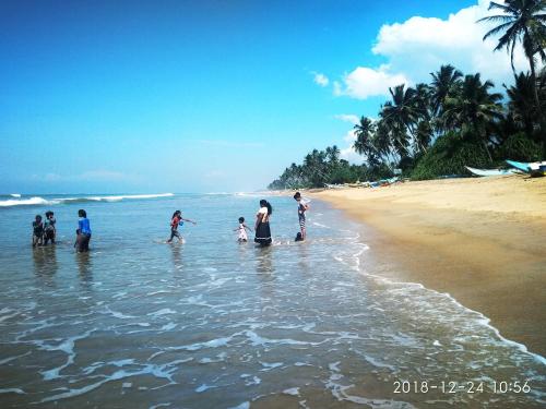 Suriya Ocean Villa in Wadduwa