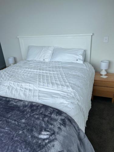 Birdsong Waterview 3 Bedroom Executive Home