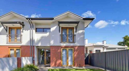 Fantastic location 3 bedroom home