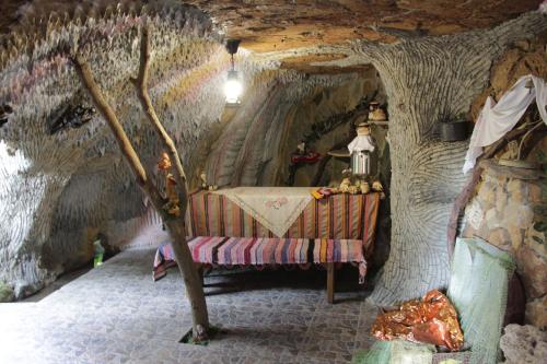 Ivan Da Mariya Guest House - image 7