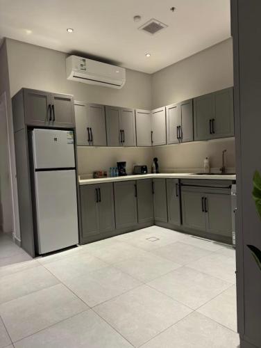 شقة حديثة مودرن 3 غرف وصالة a10, Riad (Foto 9)