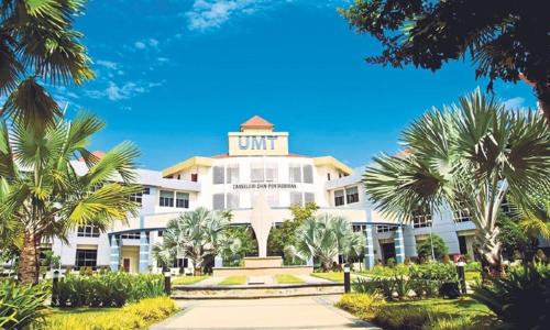 Villa Sri Mayang in Tok Jembal / Gong Badak