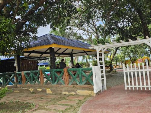 Viesnīcas āriene, Summerville Hotel and Resort in Palayan