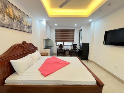 Hương Linh Apartment in Trung Hoa Nhan Chinh