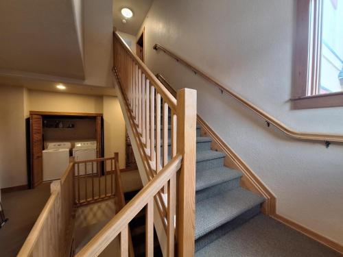Three-Bedroom House image 10