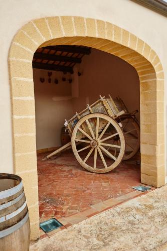 Agriturismo Baglio Donnafranca Wine Resort - image 9