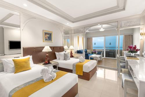 room detail thumbnail 0