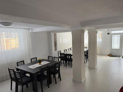 Felles stue/TV-område, Casa Maya in Baile Govora