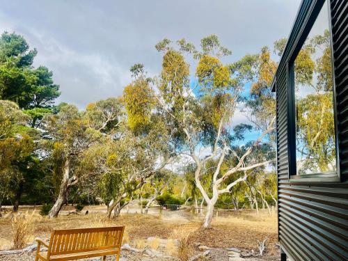 Sandy Hill Forest Tiny Home in Yankalilla