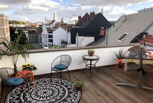 Cozy & Spacious Duplex with an Amazing Terrace, Antverpy