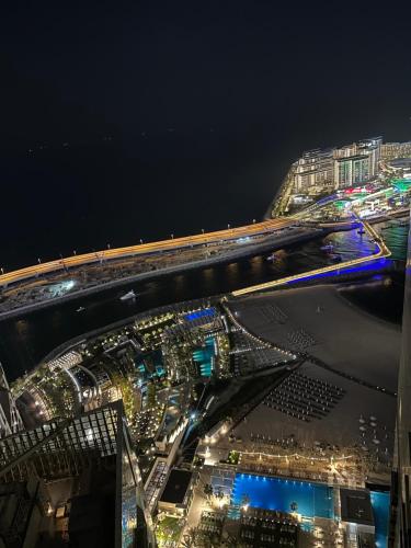 Stunning 5* 4BR-Oceanfront-Apartment, Dubaj (fotografie 9)