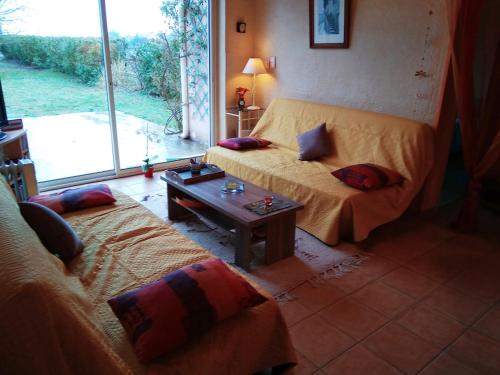 Maison Indépendante 3étoiles avec grand jardin (Maison Independante 3etoiles avec grand jardin) in แซ็ง-แฌร์แม็ง