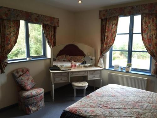Kingswood Cottage - image 5