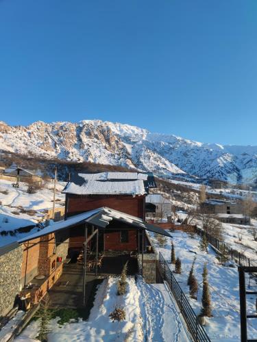 Exterior view, Panorama Lux Guest House in Yusufkhona
