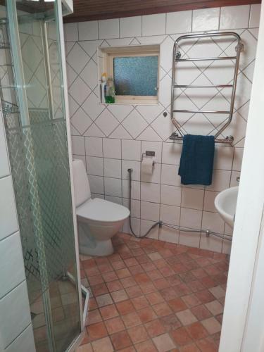 Zuhanyzó, Part of a Villa for budget family and backpackers in Tuve