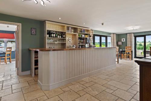 Canaston Oaks - image 3